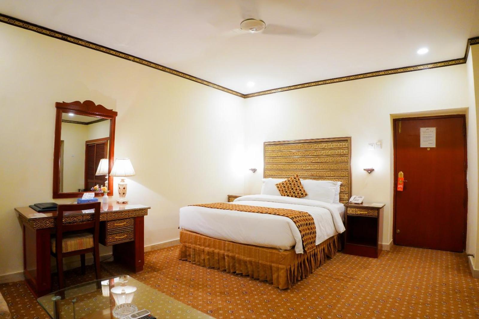 היידראבאד Indus Hotel מראה חיצוני תמונה