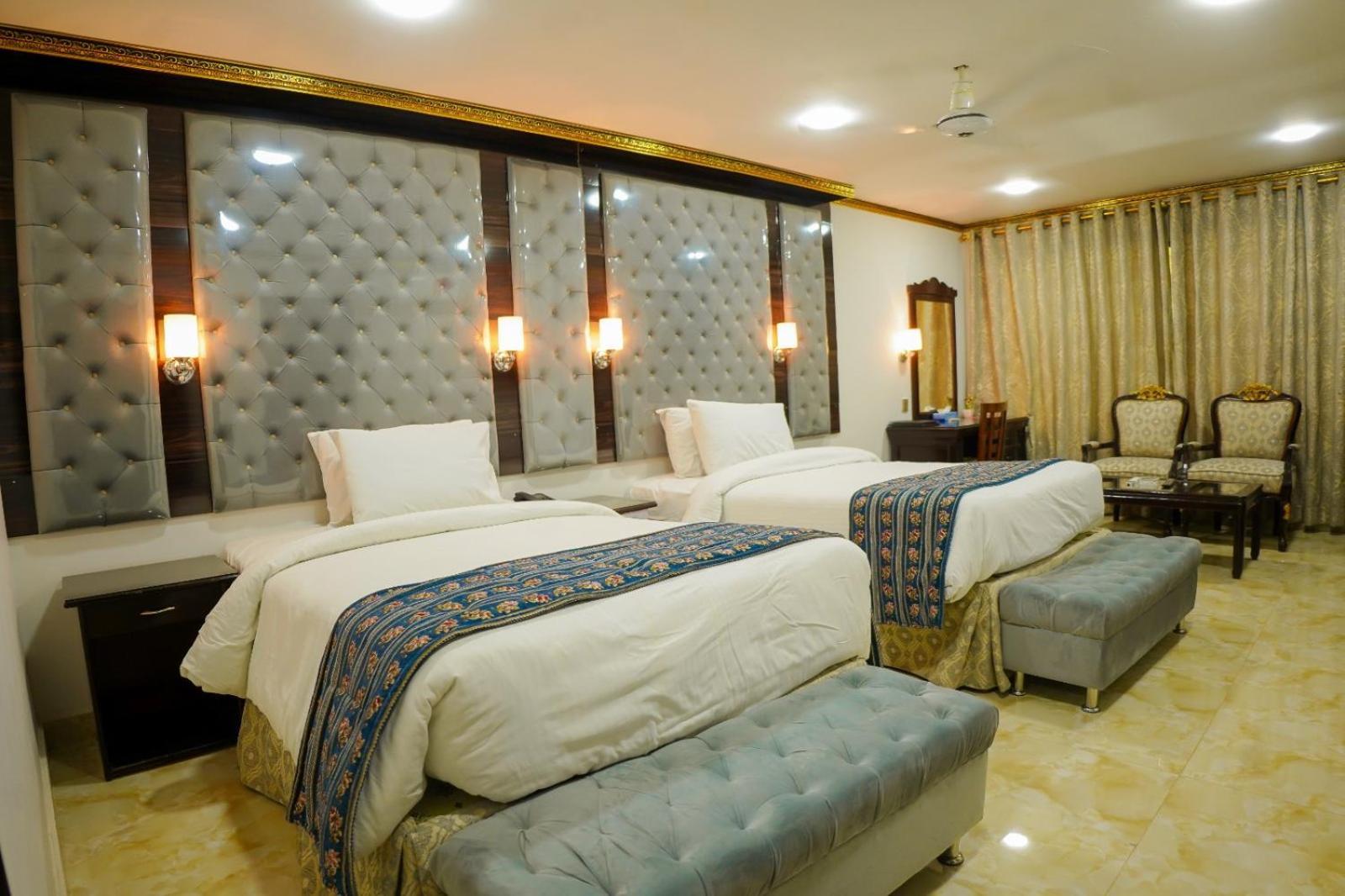 היידראבאד Indus Hotel מראה חיצוני תמונה